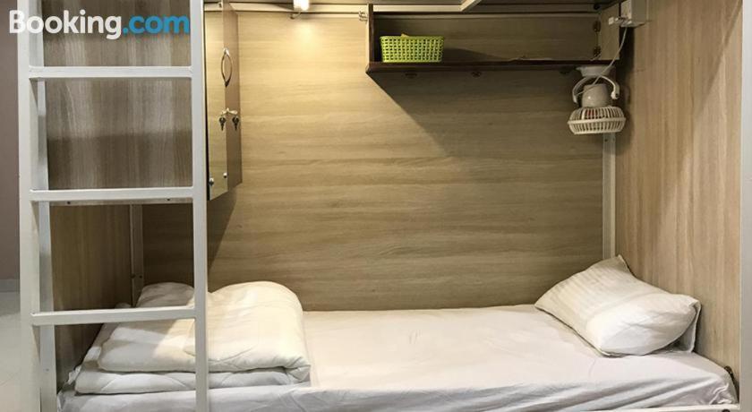 Abuzz Sewri Hostel Βομβάη Εξωτερικό φωτογραφία